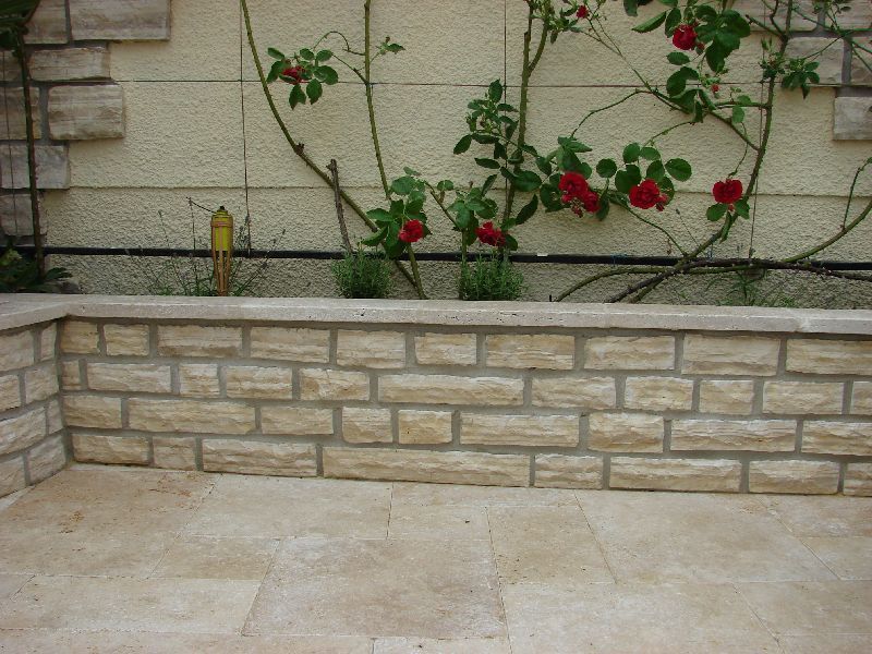 Mauersteine Dalmatia crema handbekantet, Schichthöhe 8-10cm